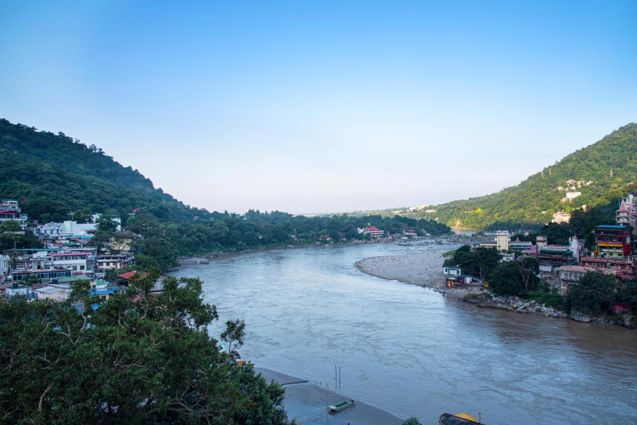 Madpackers Rishikesh Laxman Jhula Hostel Exterior photo