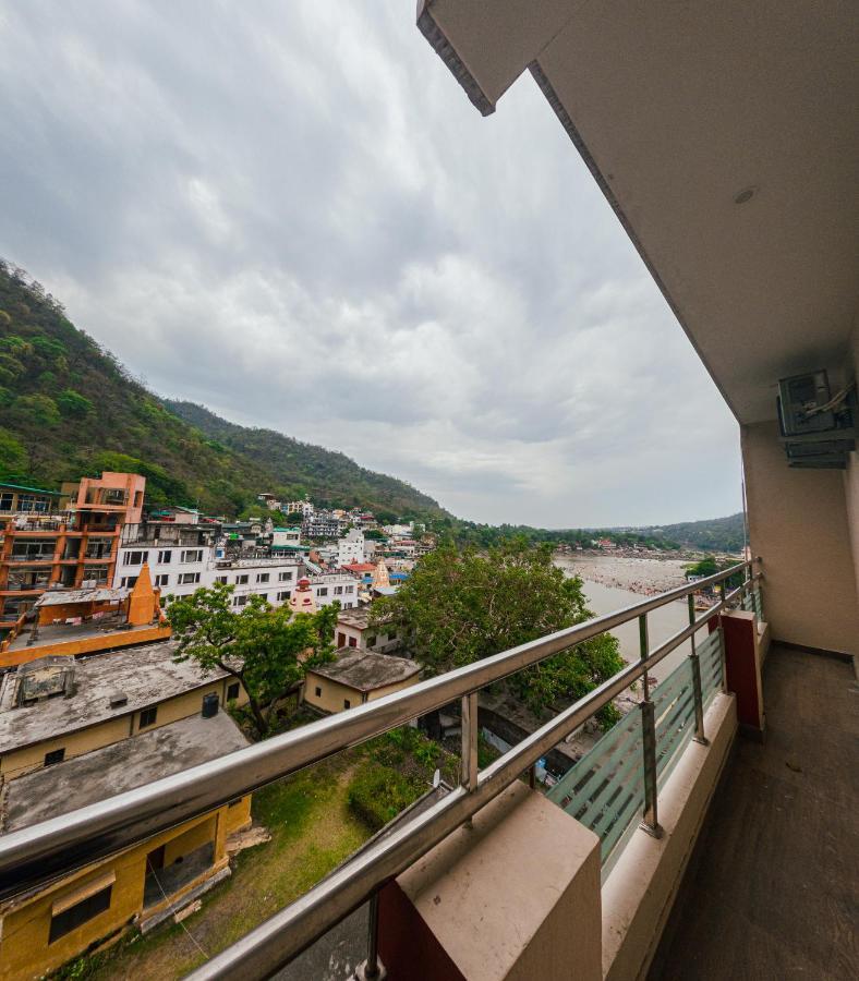 Madpackers Rishikesh Laxman Jhula Hostel Exterior photo